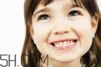 怎么用牙線？預(yù)防牙齒黃的方法