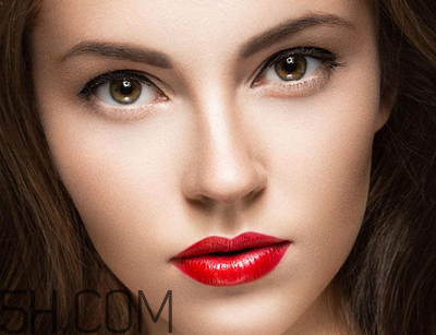 國(guó)產(chǎn)口紅排行榜10強(qiáng)2018 2018最火的十款口紅推薦 國(guó)產(chǎn)口紅排行榜10強(qiáng)2018 2018最火的十款口紅推薦