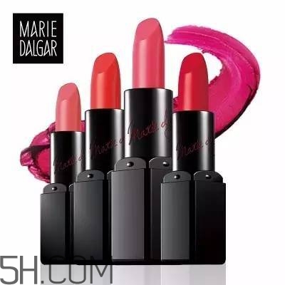 國(guó)產(chǎn)口紅排行榜10強(qiáng)2018 2018最火的十款口紅推薦 國(guó)產(chǎn)口紅排行榜10強(qiáng)2018 2018最火的十款口紅推薦