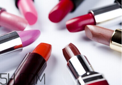 口紅是用什么做的？可以吃的口紅品牌推薦