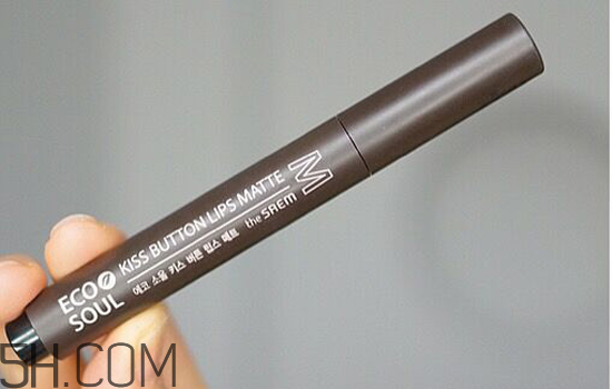 楊樹林口紅價格多少錢？怎樣選擇合適的口紅？