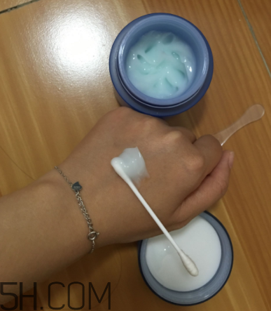 蘭芝睡眠面膜敷多長時間最好？使用心得