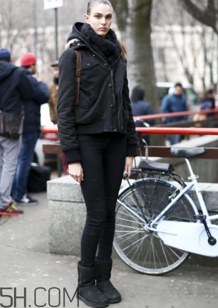 雪地靴搭配什么褲子？雪地靴搭配褲子圖片