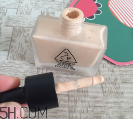 3ce超水潤粉底液好用嗎？3ce粉底液和遮瑕液使用感