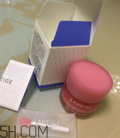 蘭芝夜間唇膜什么功效？可以敷臉嗎？