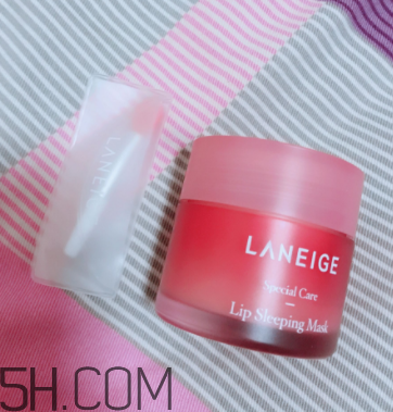 蘭芝夜間唇膜多久用一次？使用頻率