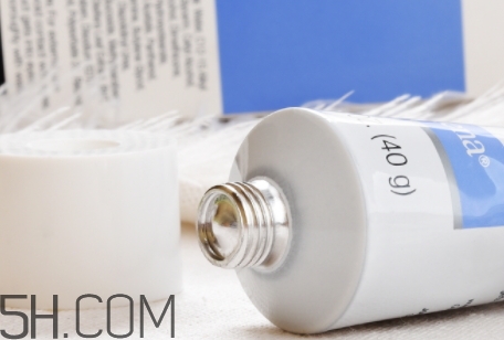 a醇和a酸哪種護(hù)膚好用？a醇和a酸可以一起用嗎