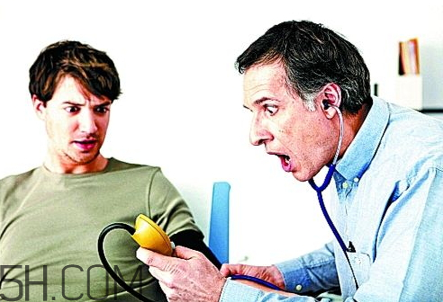 三九貼可以治氣管炎嗎 三九貼能治高血壓嗎 三九貼可以治氣管炎嗎 三九貼能治高血壓嗎