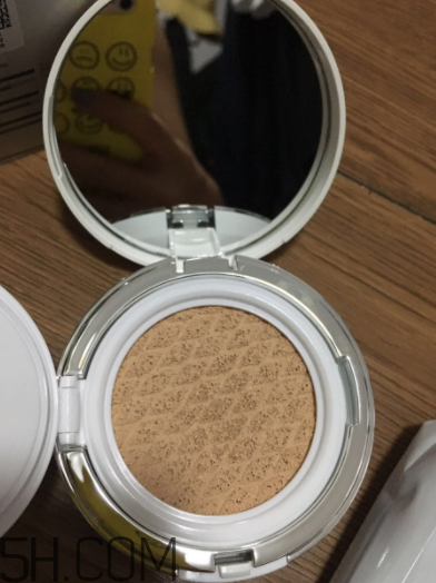 蘭芝啞光氣墊霜能防曬嗎？有哪些功效？