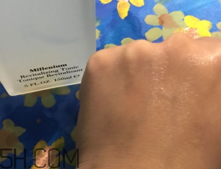 雅頓和嬌韻詩哪個(gè)好用？伊麗莎白雅頓和嬌韻詩哪個(gè)檔次高