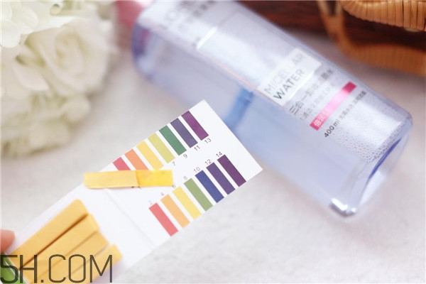 卸妝水對皮膚有傷害嗎？歐萊雅三合一卸妝水使用測評