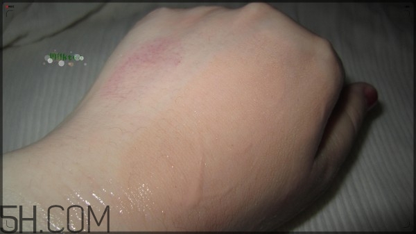 卸妝膏可以當(dāng)洗面奶用嗎？用自然哲理洗面奶還用先卸妝嗎？