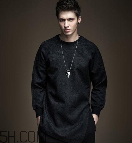 黑色衣服洗的發(fā)白怎么補救？黑色衣服發(fā)白了如何復原？