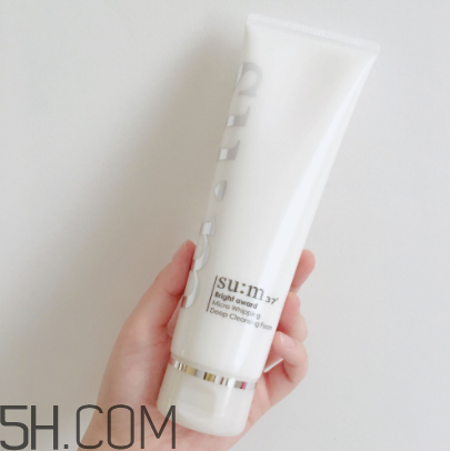 sum37泡沫潔面膏洗后緊繃嗎？干皮能用嗎？
