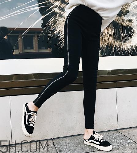 黑色褲子掉色怎么辦？黑色褲子怎么洗不掉色？