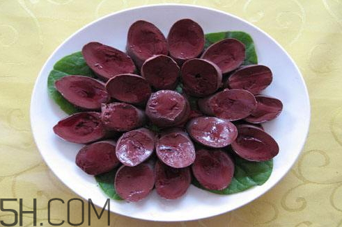 灌血腸一斤血對多少水 灌血腸水和血比例 灌血腸一斤血對多少水 灌血腸水和血比例