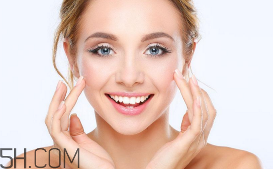 只涂了隔離霜需要卸妝嗎？化妝棉可以卸妝嗎？