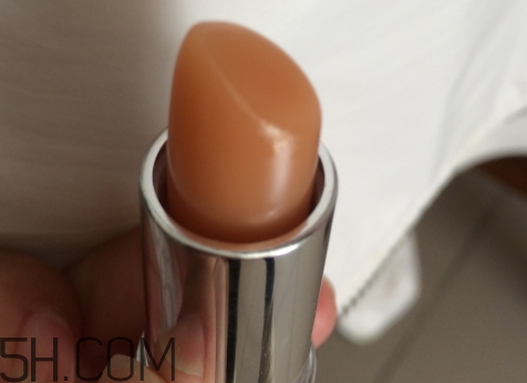 雅頓8小時(shí)唇膏多少錢？雅頓唇膏專柜價(jià)格