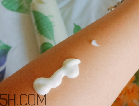 雅頓身體乳怎么打開？雅頓身體乳怎么用？