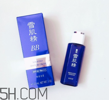 雪肌精化妝水適合干皮嗎？適合痘肌嗎？