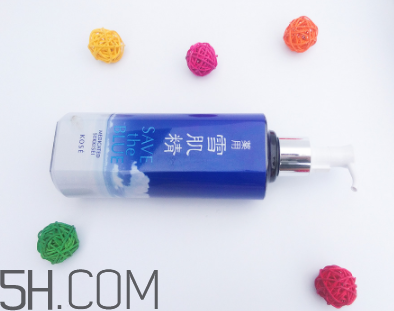 雪肌精化妝水適合干皮嗎？適合痘肌嗎？