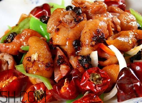 豬大腸不能和什么一起吃 豬大腸與什么食物相克 豬大腸不能和什么一起吃 豬大腸與什么食物相克