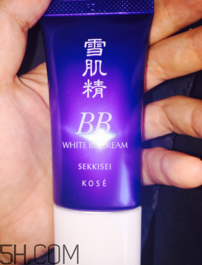 雪肌精美白BB霜含酒精嗎？敏感皮能用嗎？