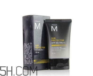 男士防曬霜用什么卸妝好？男士防曬霜怎么卸妝好？