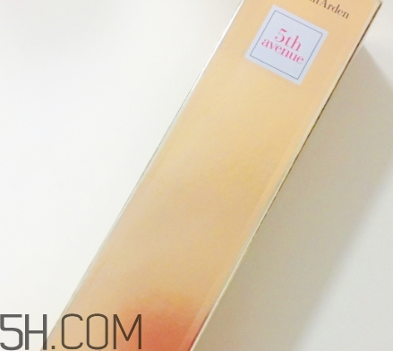 雅頓第五大道香水適合年齡 第五大道香水和綠茶香水哪個好聞 雅頓第五大道香水適合年齡 第五大道香水和綠茶香水哪個好聞