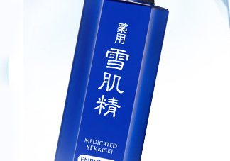 雪肌精化妝水盈潤(rùn)型適合油皮嗎？適合夏季嗎？