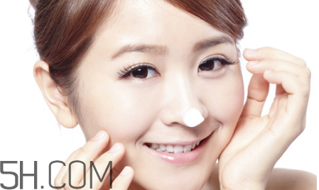 敏感肌膚用什么卸妝產(chǎn)品？臉上有紅血絲用什么卸妝？