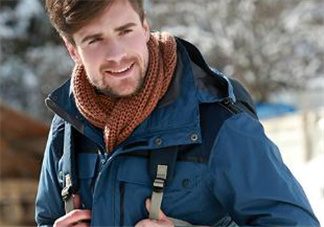 探路者沖鋒衣多少錢？探路者沖鋒衣正品價(jià)格