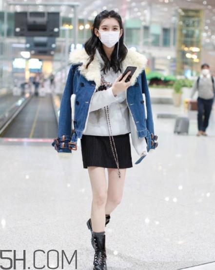 羊羔絨牛仔外套怎么搭配？羊羔絨牛仔外套搭配女