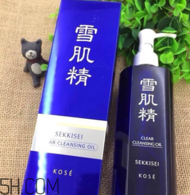 雪肌精卸妝油糊眼睛嗎？雪肌精卸妝油悶痘嗎？