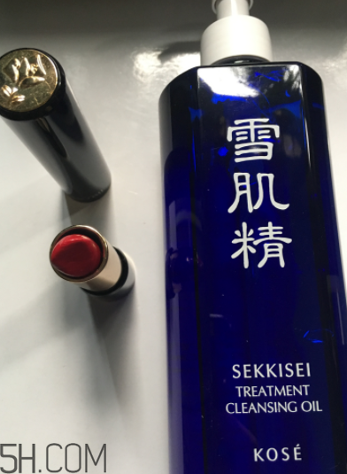 雪肌精卸妝油可以卸眼妝嗎？雪肌精卸妝油乳化快嗎？