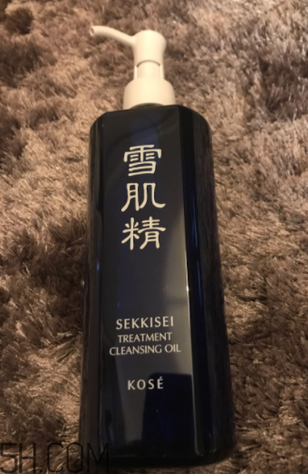 雪肌精卸妝油可以卸眼妝嗎？雪肌精卸妝油乳化快嗎？