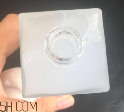 雅頓銀級(jí)系列適合年齡 雅頓銀級(jí)系列適合什么膚質(zhì) 雅頓銀級(jí)系列適合年齡 雅頓銀級(jí)系列適合什么膚質(zhì)