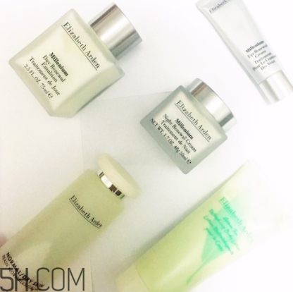 雅頓銀級(jí)系列適合年齡 雅頓銀級(jí)系列適合什么膚質(zhì) 雅頓銀級(jí)系列適合年齡 雅頓銀級(jí)系列適合什么膚質(zhì)