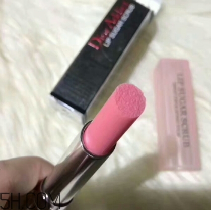 2018年唇部磨砂膏哪個(gè)牌子好？2018唇部磨砂膏推薦