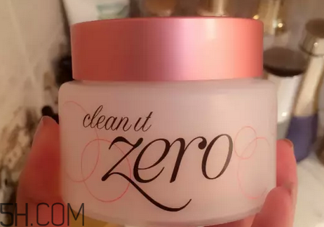 愛茉莉唇釉怎么卸妝？怎么做能使卸妝膏乳化？