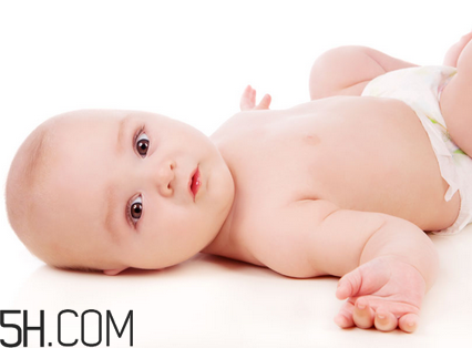 怎么判斷新生兒黃疸狀況？怎么才能讓寶寶喜歡喝水？