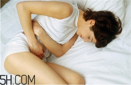 月經(jīng)初潮一般多少天結(jié)束？月經(jīng)初潮時(shí)間長(zhǎng)正常嗎？