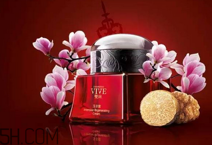 保濕效果好的護(hù)膚品有哪些？國產(chǎn)護(hù)膚品哪個牌子好用？