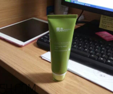 詩婷露雅堅果晚安凍膜能天天用嗎？油不油？