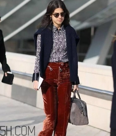 天鵝絨和水晶絨哪個好？天鵝絨和水晶絨區(qū)別