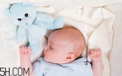 寶寶囟門異常主要有哪些表現(xiàn)？寶寶囟門小怎么辦？