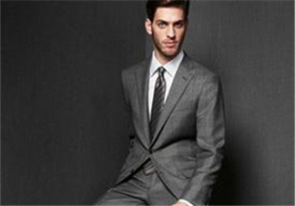 杰尼亞西裝多少錢一套？杰尼亞定制西服價格