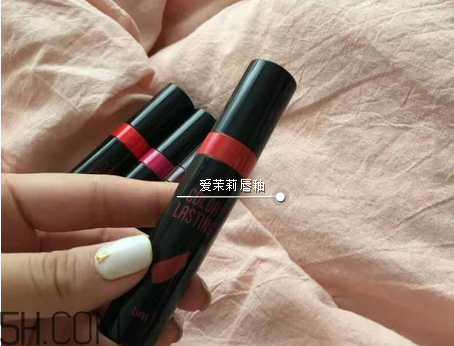 愛茉莉唇釉2號好看嗎？愛茉莉唇釉2與圣羅蘭12的區(qū)別