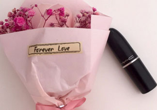 mac和tf口紅哪個好？mac魅可和tomford口紅對比