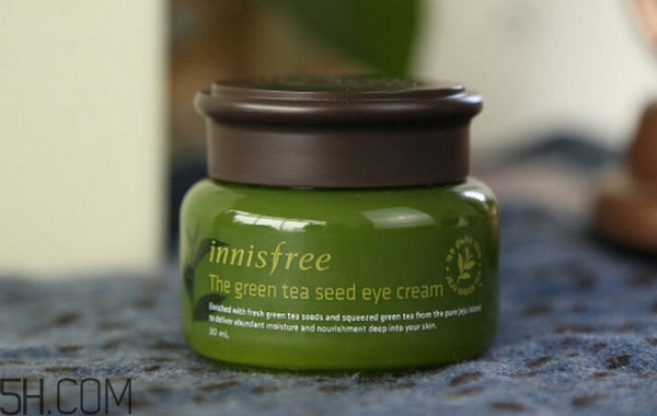 悅詩風(fēng)吟哪個(gè)系列適合干性肌膚？冬天用乳液還是霜？